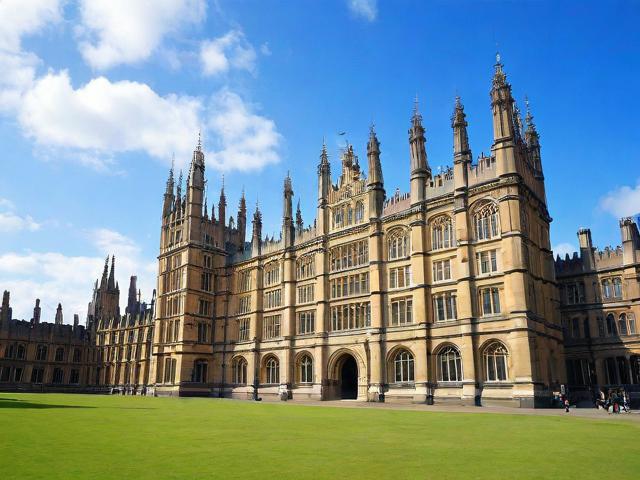 利物浦留学网站排名第一，揭秘英国顶尖学府的留学攻略