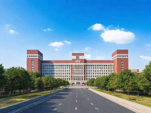 揭秘2023年度大学网站排名，哪些高校领跑网络影响力？