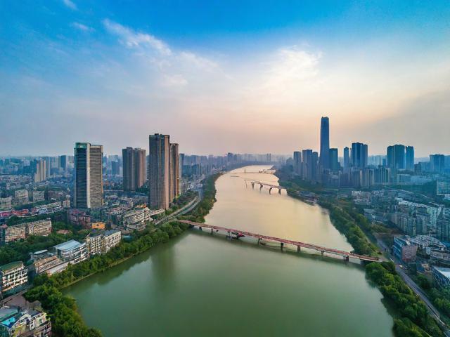 衡阳外贸网站优化排名，如何提升外贸企业的在线竞争力