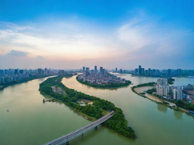 石湾网站优化维护，提升在线品牌形象的关键步骤