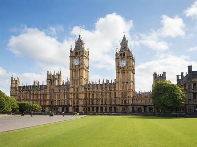 2023年度英国保险公司网站排名，用户体验与服务质量并重