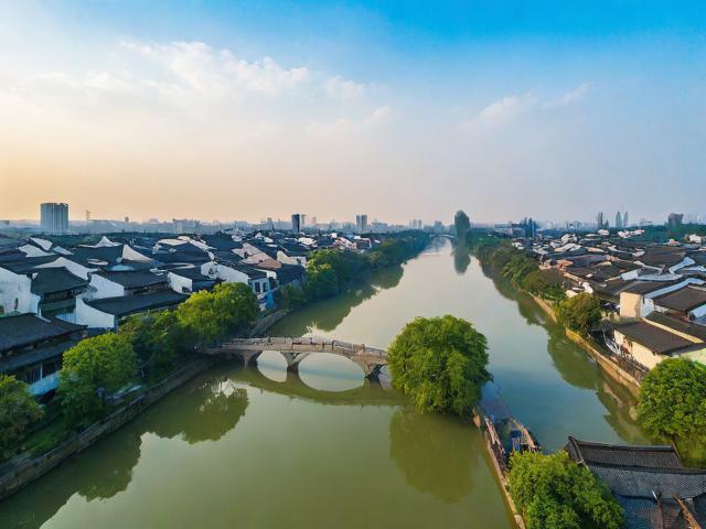 绍兴网站翻译公司排名，助力企业拓展国际市场