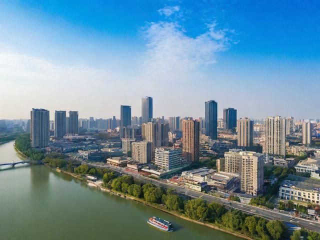 镇江盐城网站优化排名，如何提升网站在搜索引擎中的竞争力