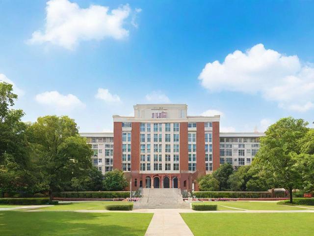 揭秘高校排名查询，如何从各大网站获取权威信息