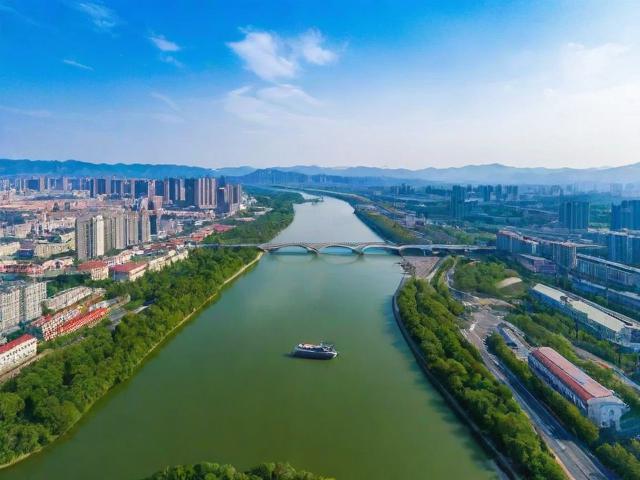 辉县网站如何实现高效排名，全方位策略解析