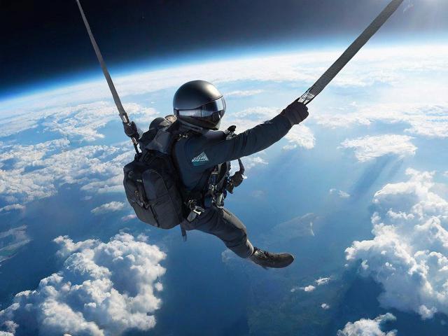 全国空降外围网站排名，揭秘网络世界的流量高地与竞争格局